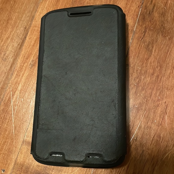 Tech21 phone case - Picture 2 of 3